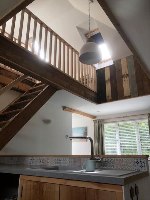 Cosy Rustic Annex In Quiet Cornwall Village Saint Wenn Luaran gambar