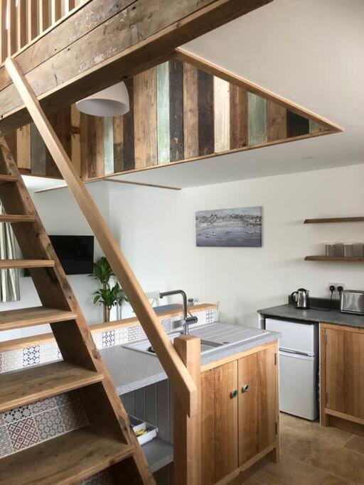 Cosy Rustic Annex In Quiet Cornwall Village Saint Wenn Luaran gambar